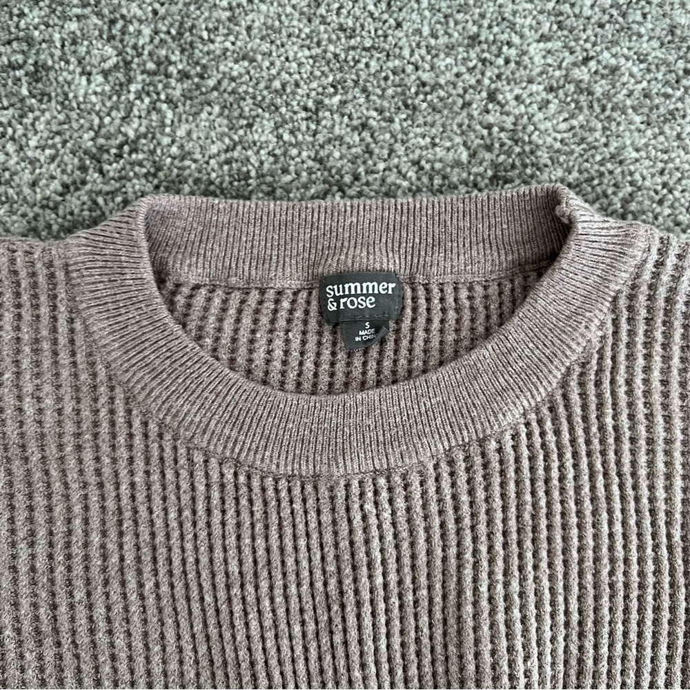 Summer & Rose Sweater - Picture 4 of 4